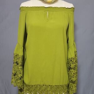 Colleen Lopez Green On Or Off-Shoulder Tunic Top with Lace Combo